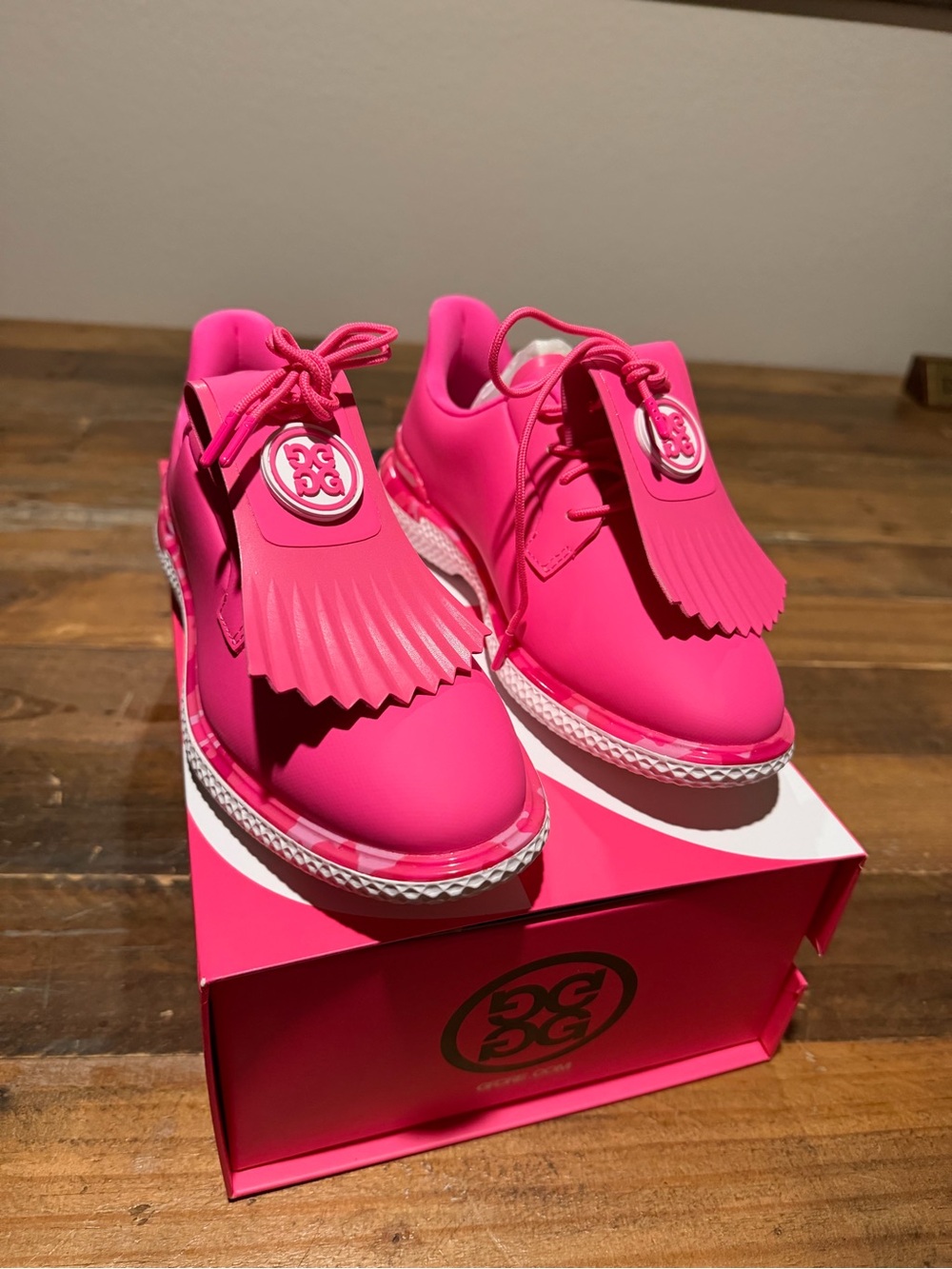 G/FORE Womens Gallivan2r Camo Welt Golf Shoes - Knockout Pink - Picture 1 of 4